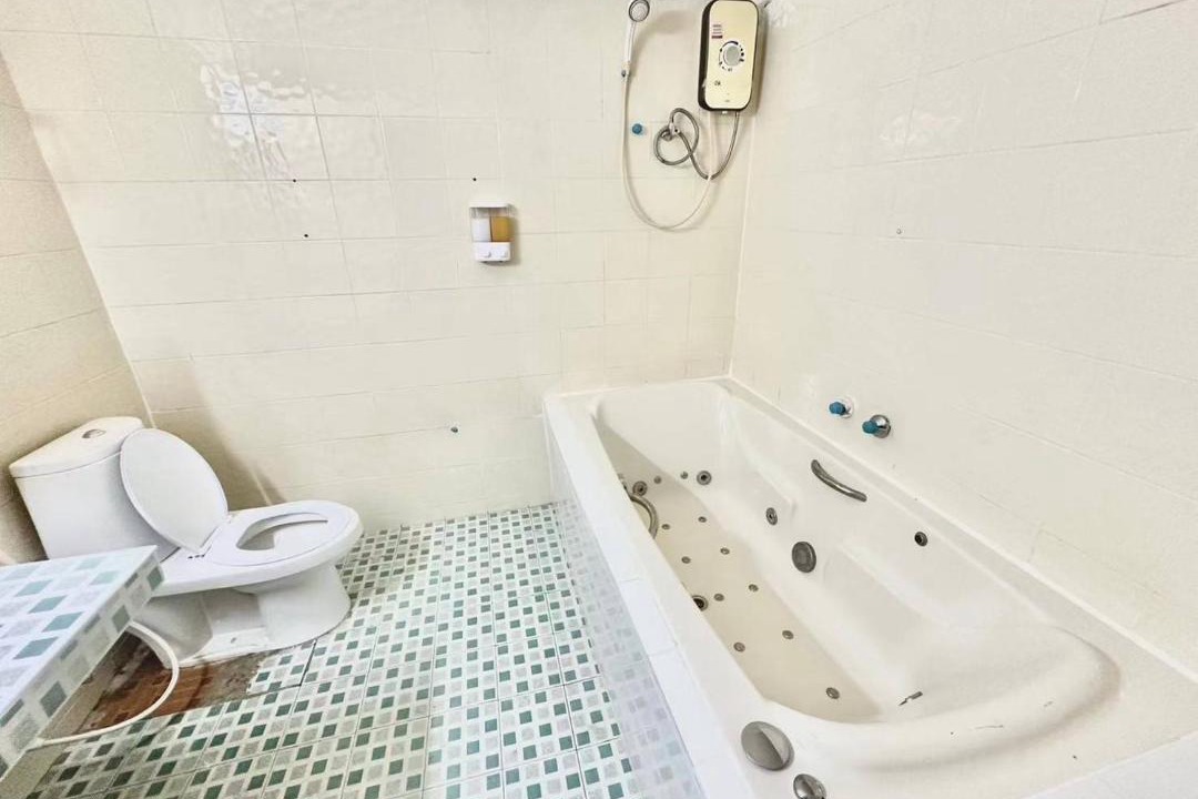 Photo of Bathroom in Bang Kho Laem