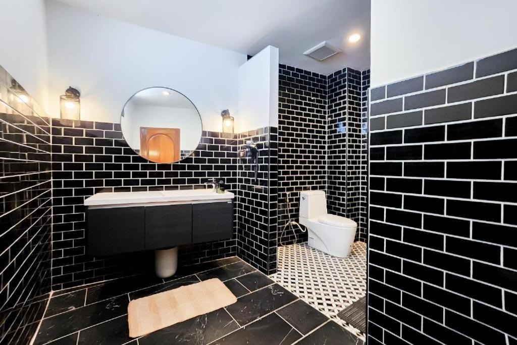 Photo of Bathroom in Talat Noi