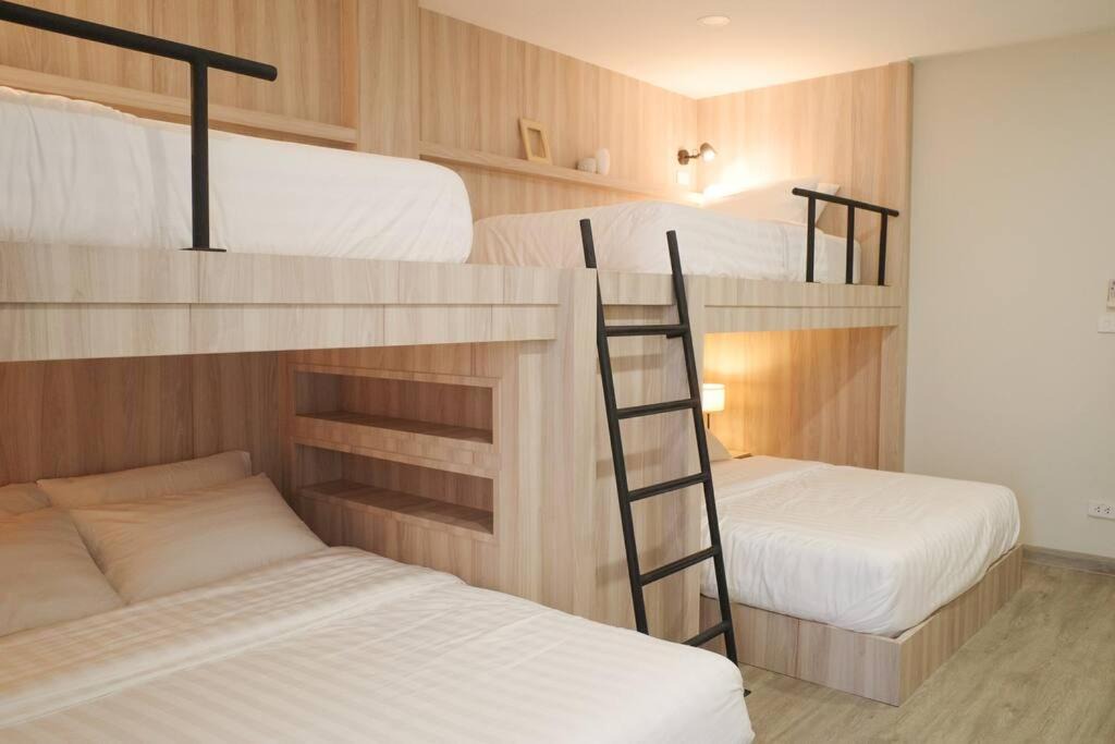 Photo of Bedroom in Phaya Thai