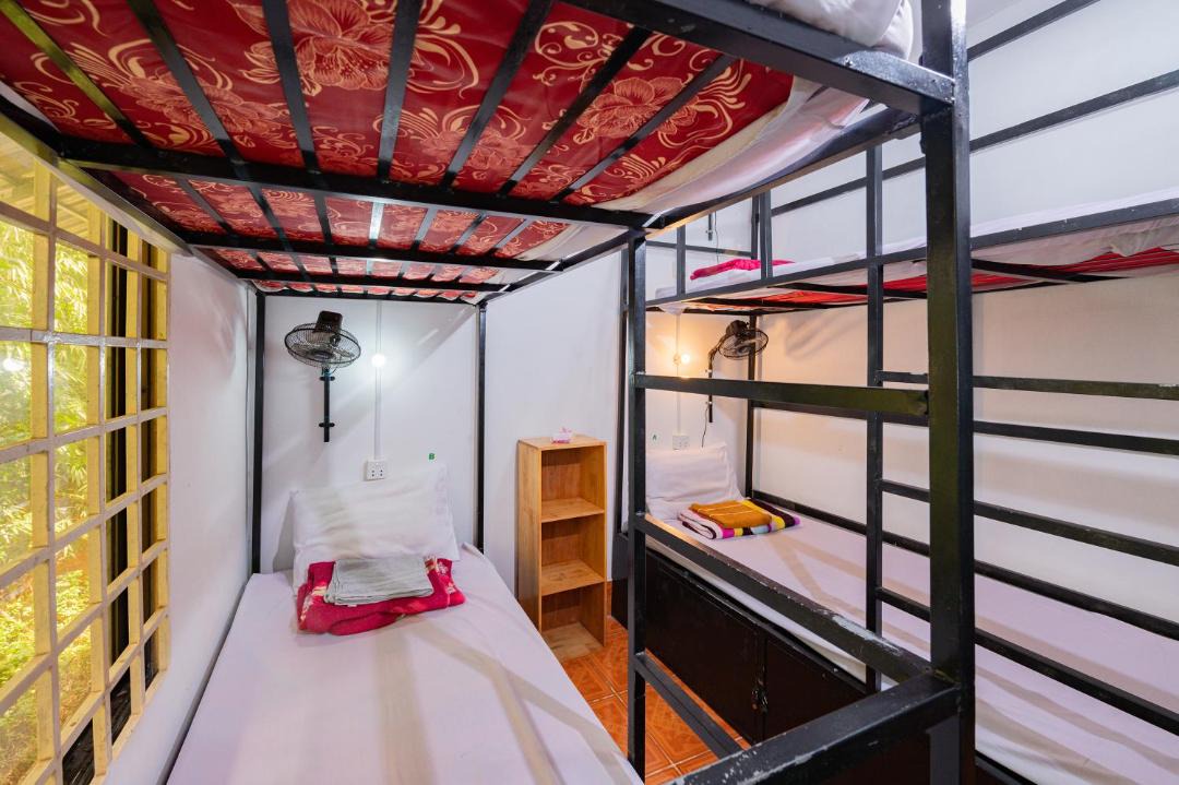 Photo of Bedroom in Sangkat Sla Kram