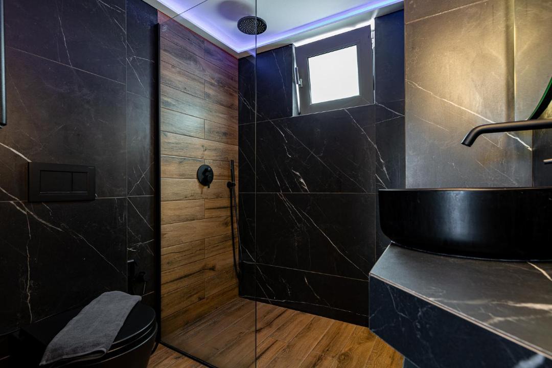 Photo of Bathroom in Maleme