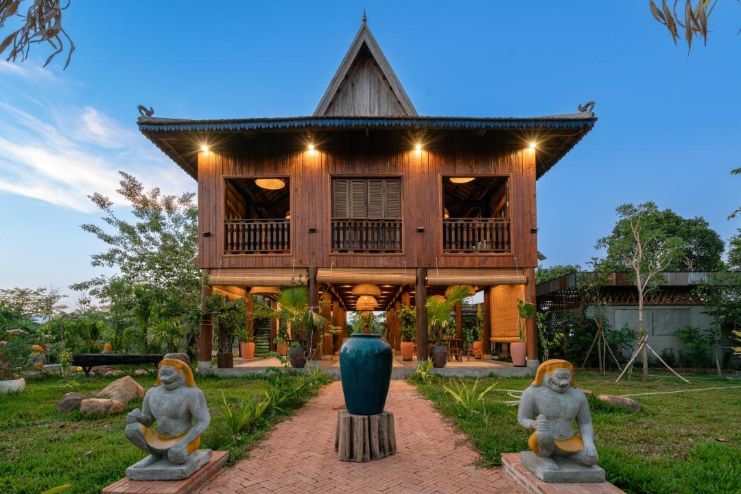 Photo of Others in Svay Leu