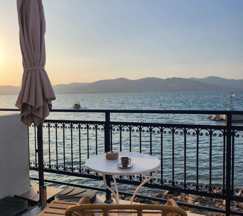 Photo of Patio Balcony in Polichnitos