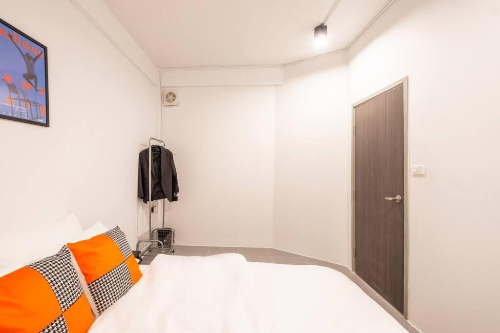Photo of Bedroom in Rama 9