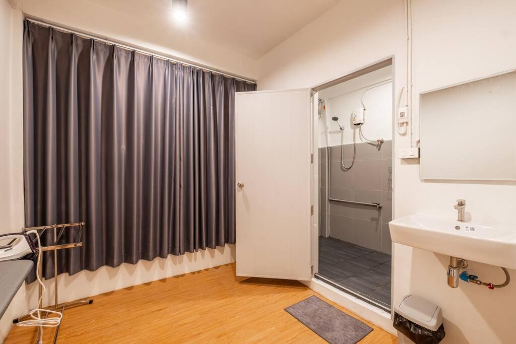 Photo of Bathroom in Rama 9