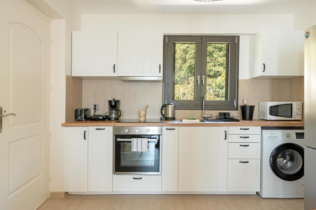 Photo of Kitchen in Poros