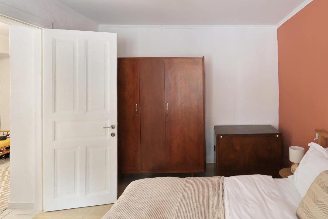 Photo of Bedroom in Drama