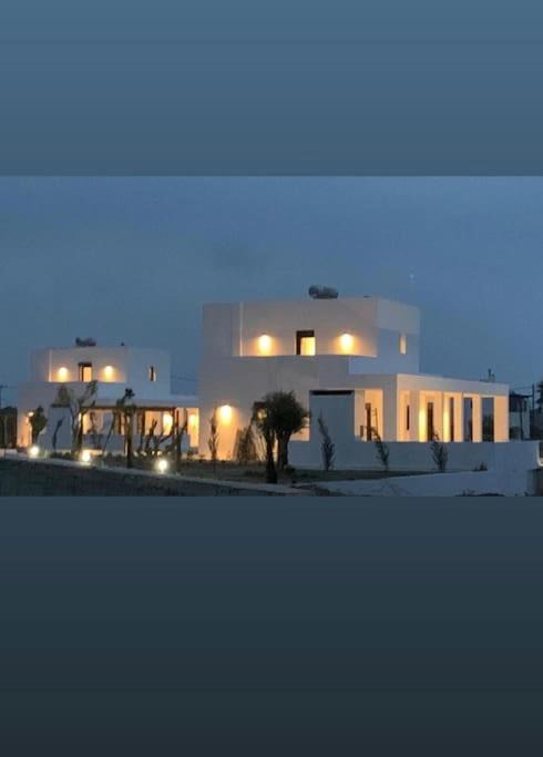 Photo of Buildings in Lahania