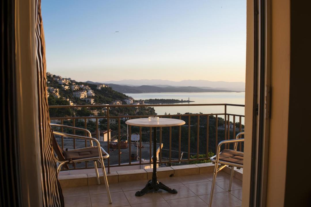 Photo of Patio Balcony in Mavrovouni