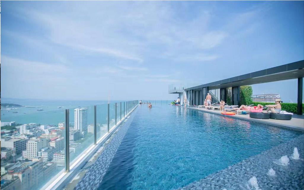 Photo of Others in Pattaya Bay