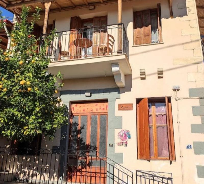 Photo of Buildings in Sipiada