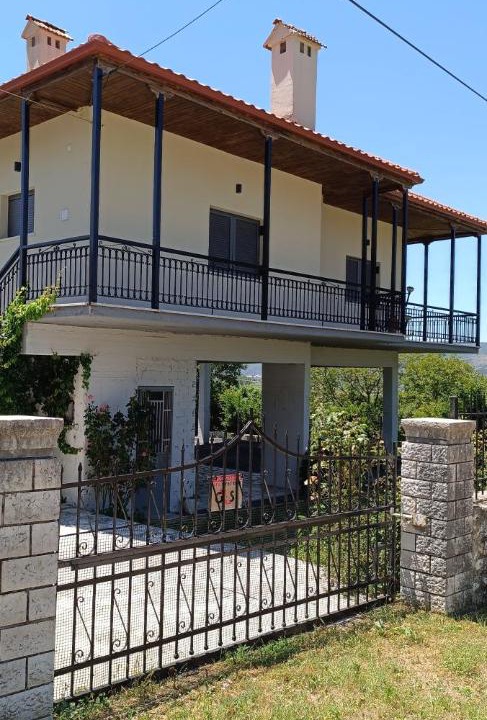 Photo of Buildings in Zitsa