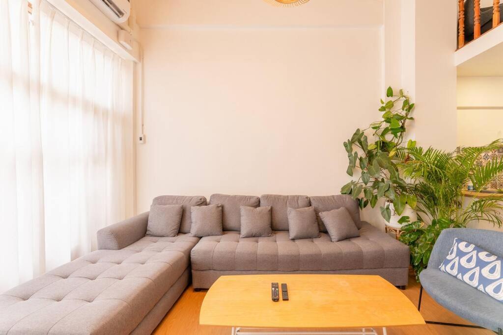Photo of Livingroom in Old City