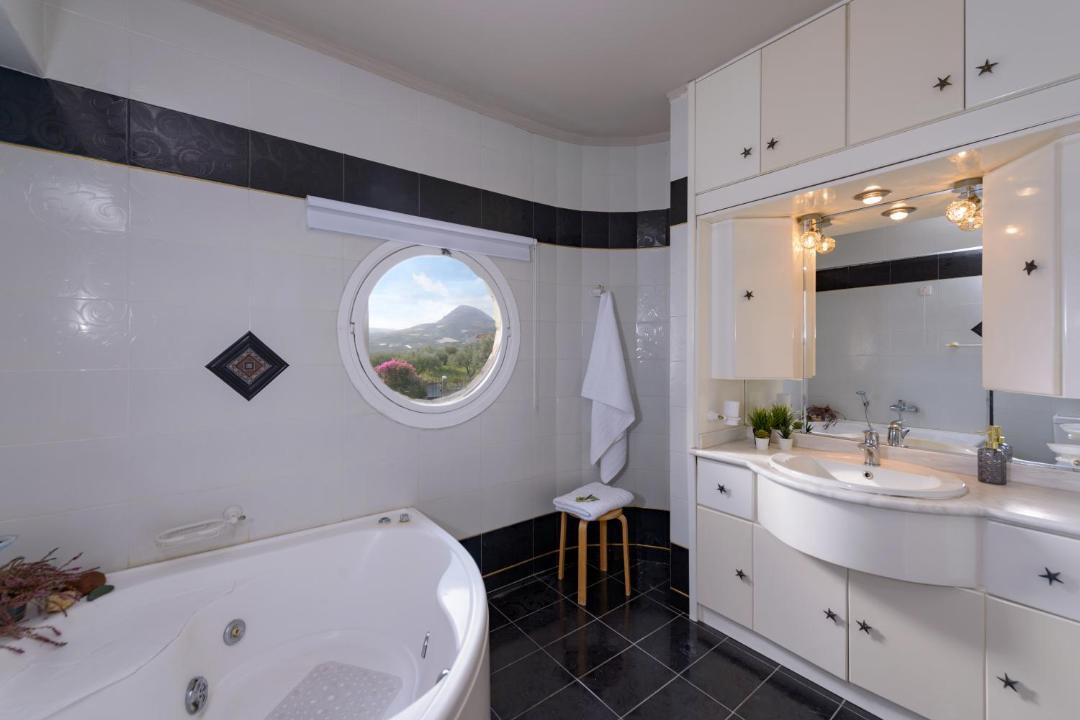 Photo of Bathroom in Archanes
