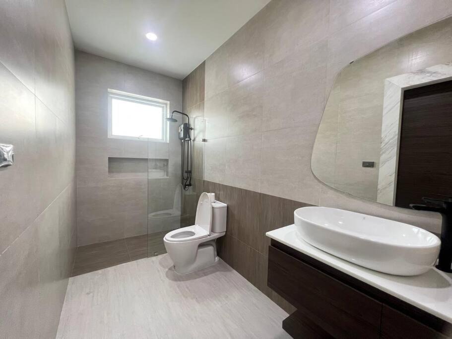 Photo of Bathroom in Huai Yai