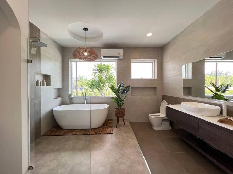 Photo of Bathroom in Huai Yai