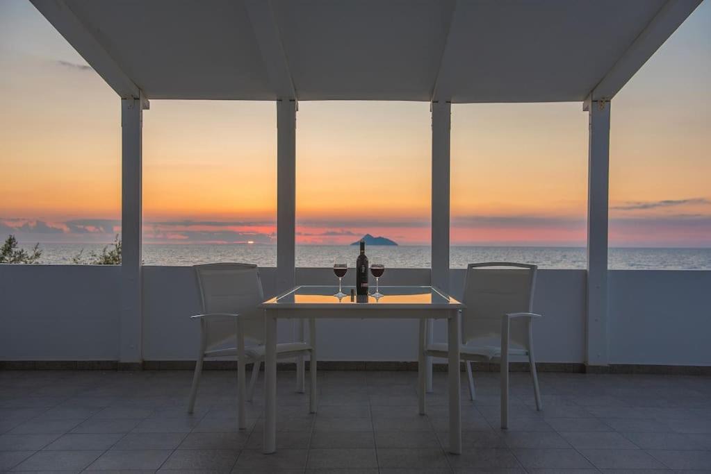 Photo of Patio Balcony in Neo Kalamaki