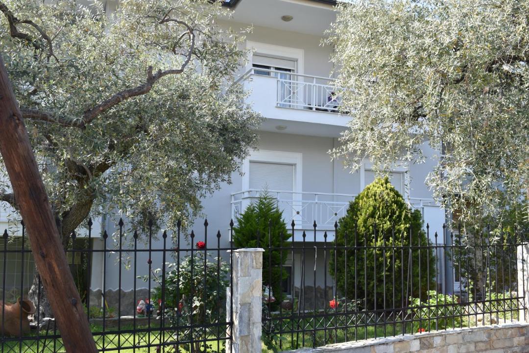 Photo of Buildings in Prinos