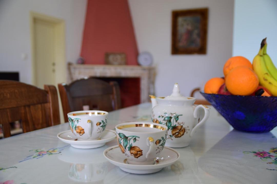 Photo of Livingroom in Dhrakata