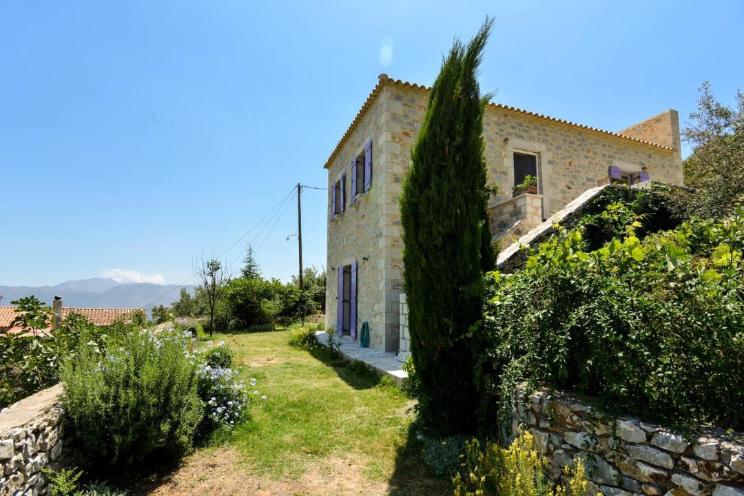 Photo of Buildings in Karvelas