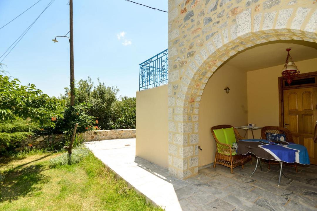 Photo of Patio Balcony in Karvelas