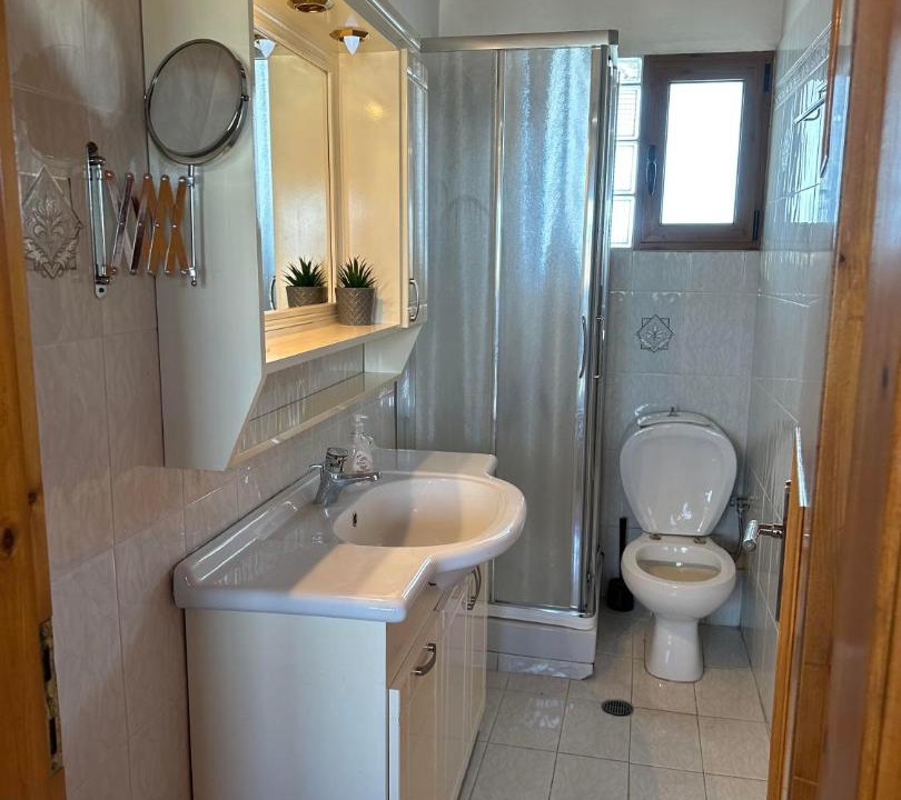 Photo of Bathroom in Vartholomio