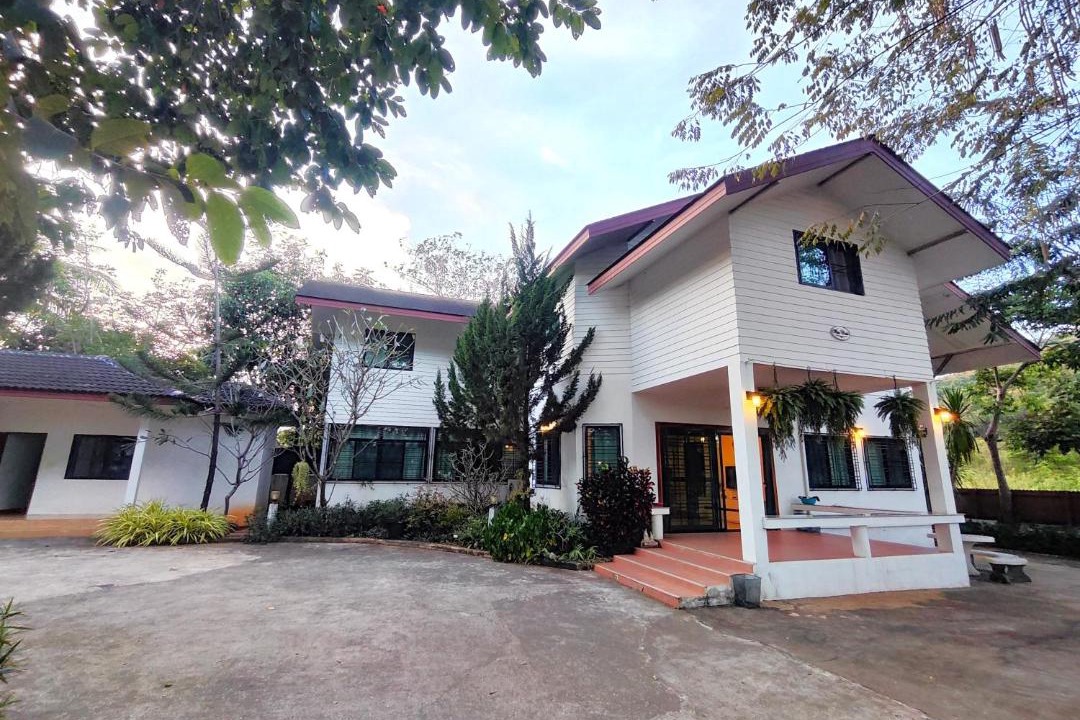 Photo of Buildings in Mu Si