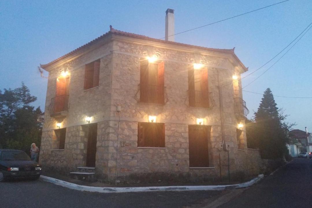 Photo of Buildings in Agrilos