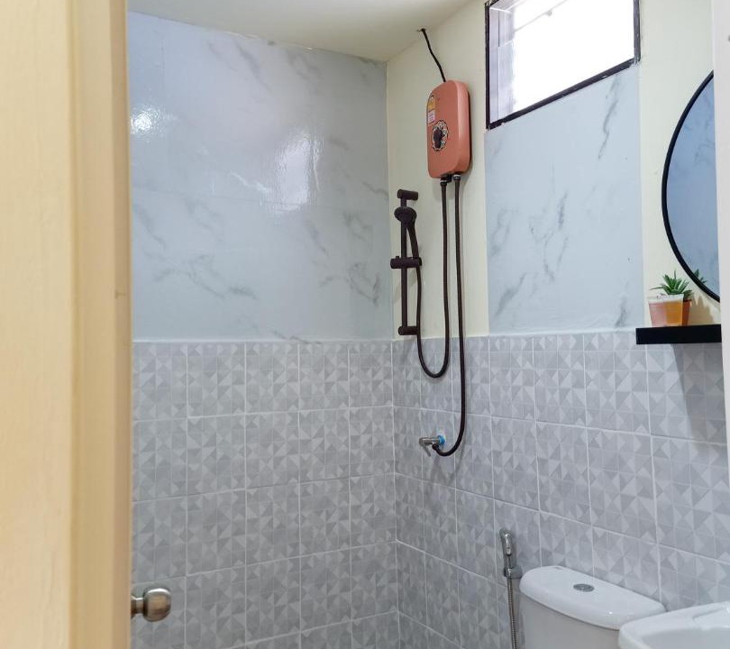 Photo of Bathroom in Khanom