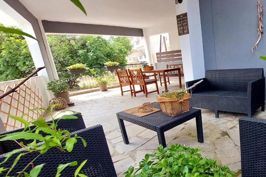 Photo of Patio Balcony in Polichrono