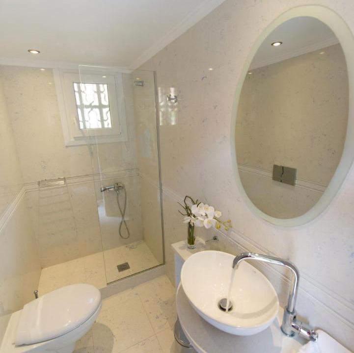 Photo of Bathroom in Katouna