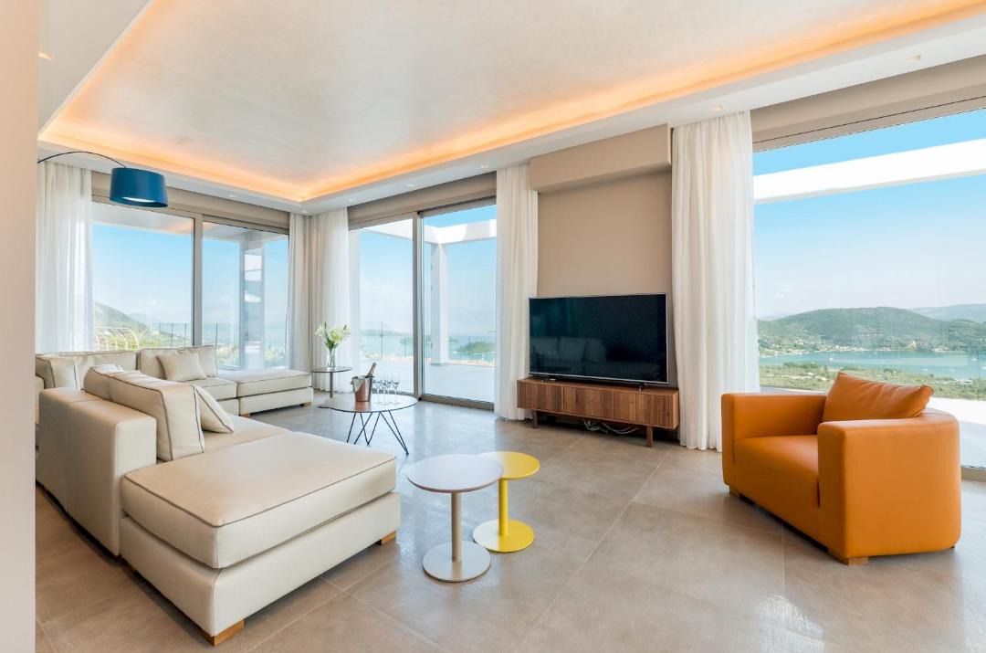 Photo of Livingroom in Nidri