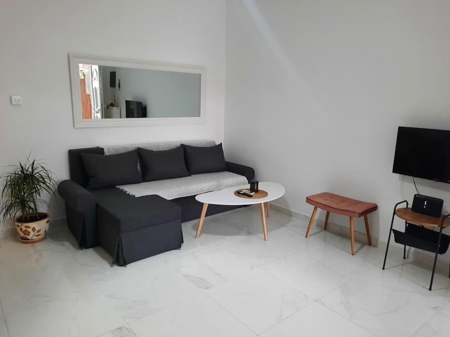 Photo of Livingroom in Delta