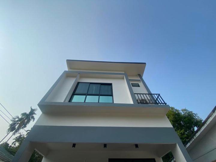 Photo of Buildings in Khanom
