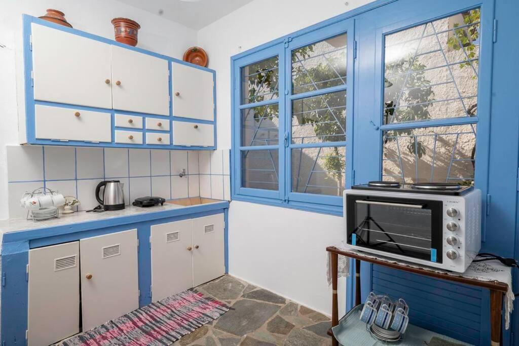 Photo of Kitchen in Polichnitos
