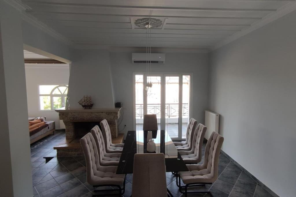 Photo of Livingroom in Lagopodo