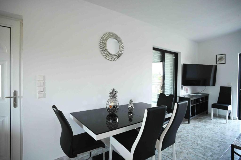 Photo of Livingroom in Eretria
