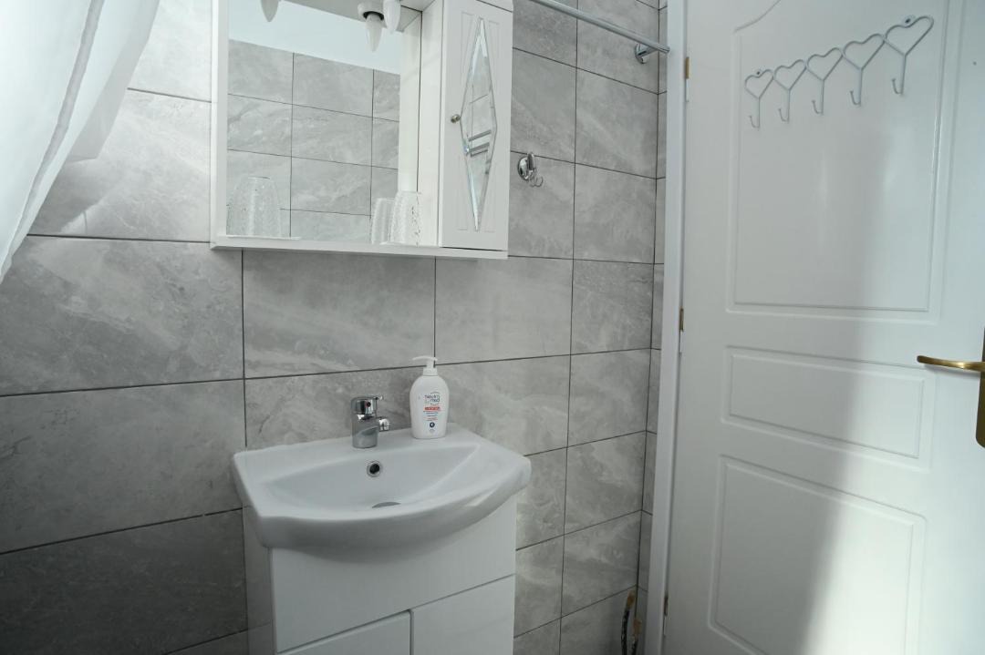 Photo of Bathroom in Eretria
