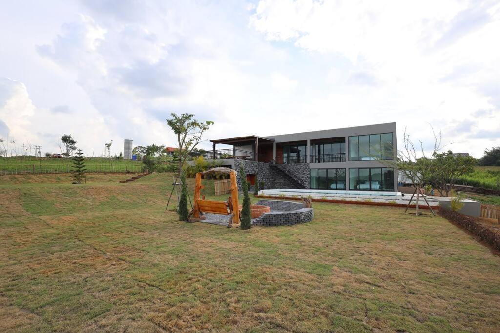 Photo of Buildings in Wang Nam Khiao