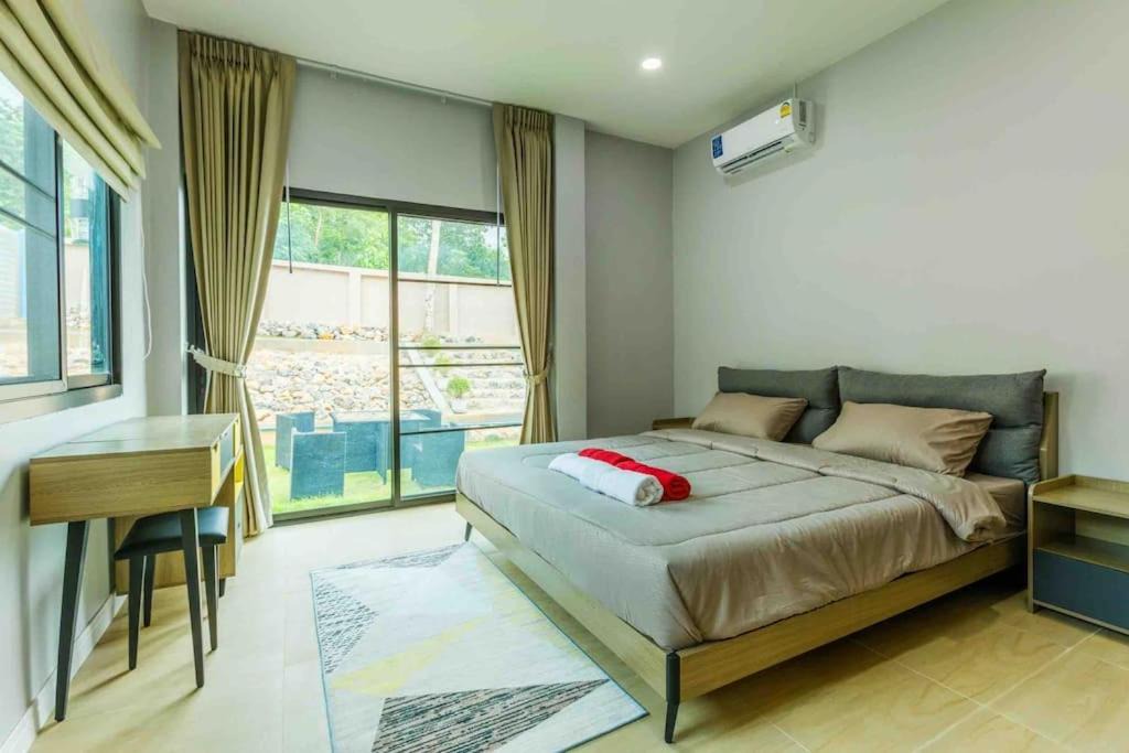 Photo of Bedroom in Mae Kon