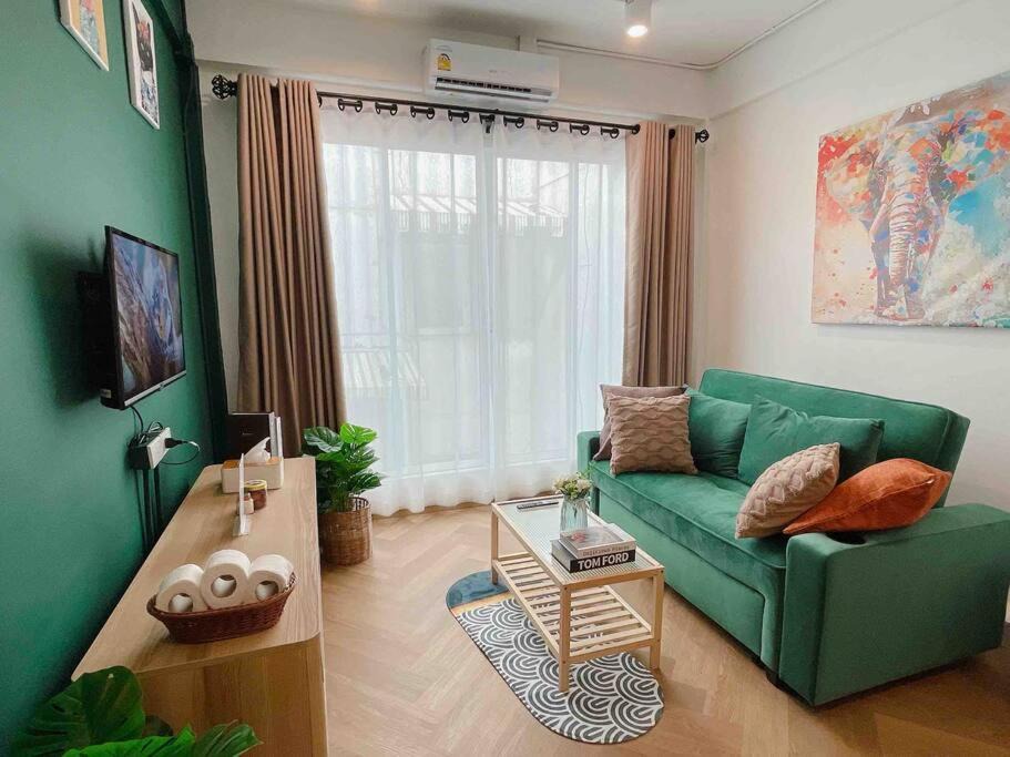 Photo of Livingroom in Talat Yot