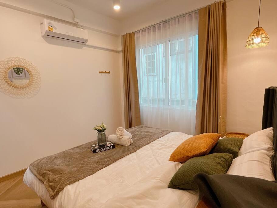 Photo of Bedroom in Talat Yot