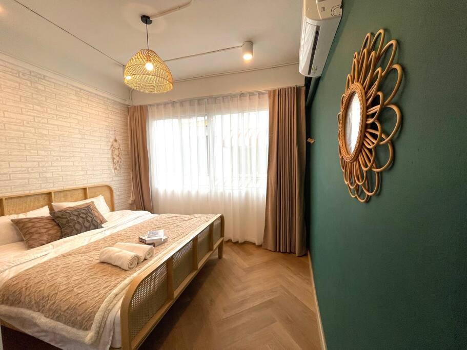 Photo of Bedroom in Talat Yot
