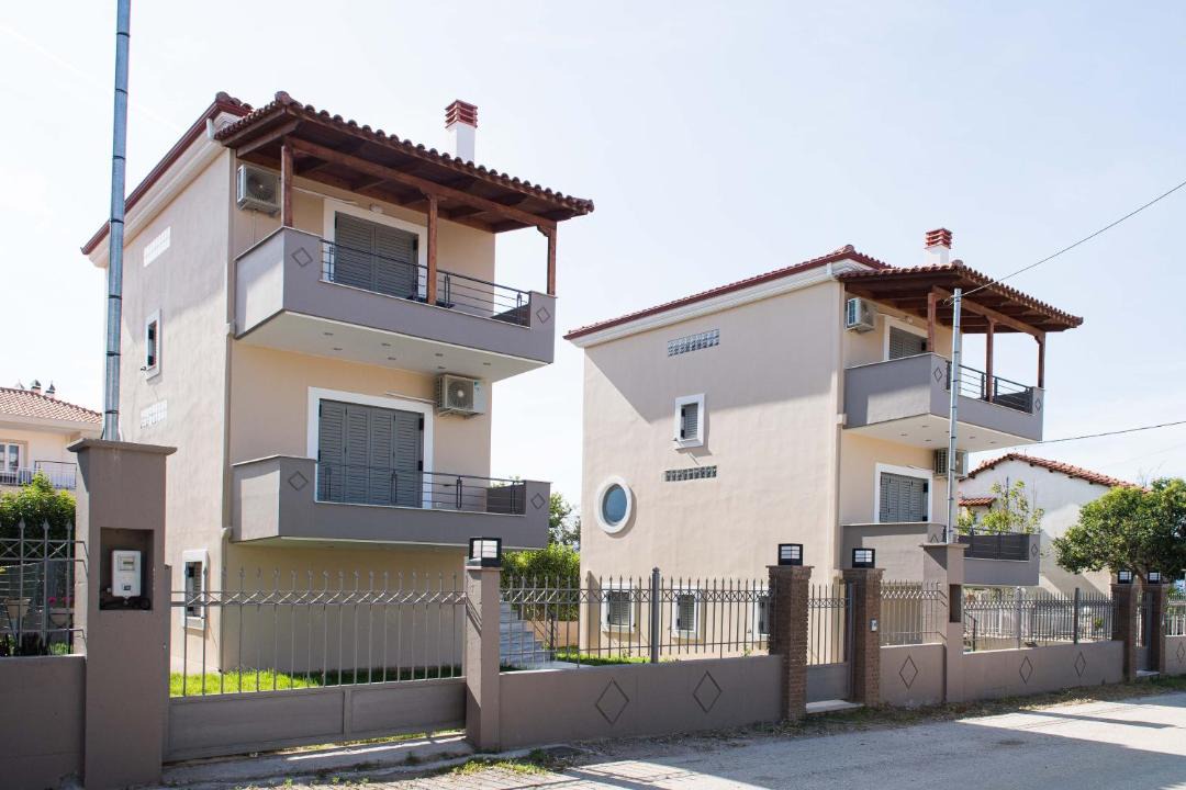 Photo of Buildings in Aigialeia
