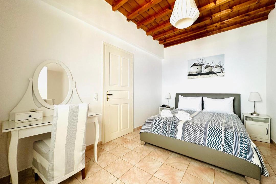 Photo of Bedroom in Tourlos