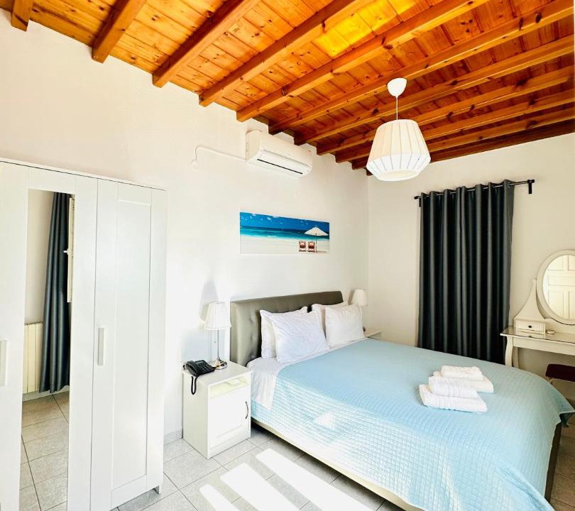 Photo of Bedroom in Tourlos