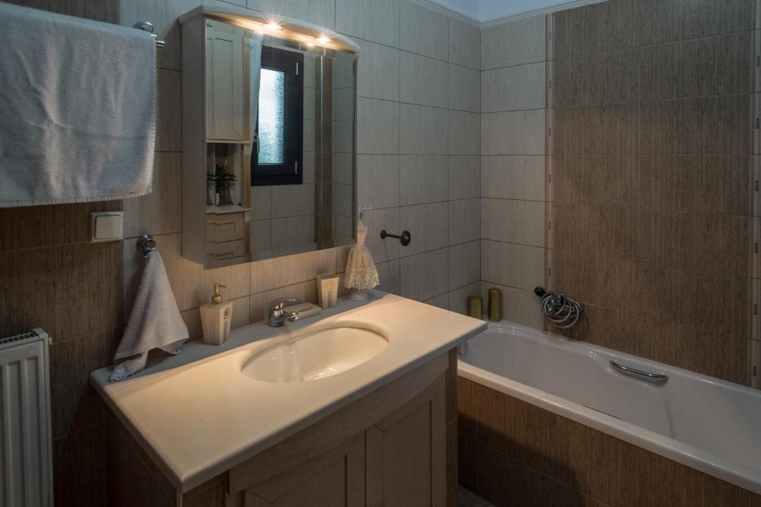 Photo of Bathroom in Veroia