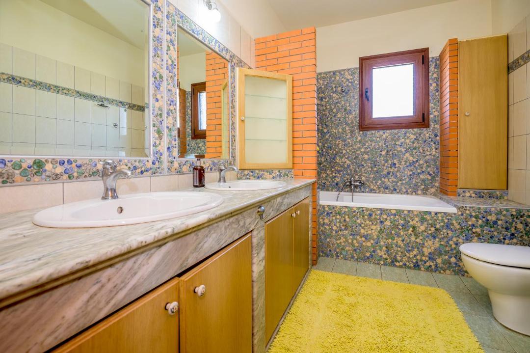 Photo of Bathroom in Alexandroupoli