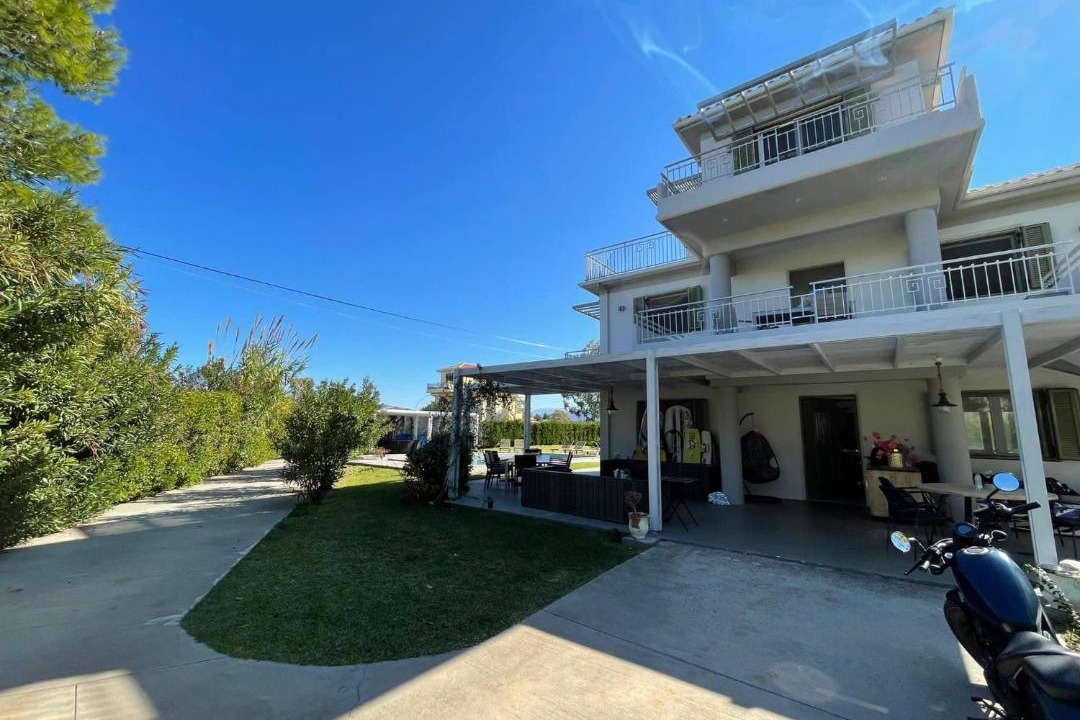 Photo of Buildings in Agios Ioannis