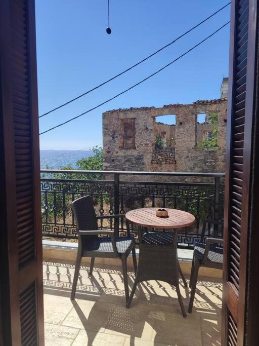 Photo of Patio Balcony in Gythio